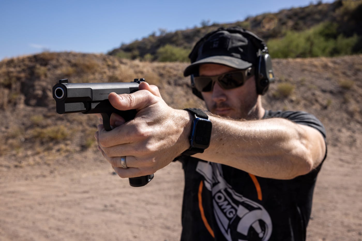 testing the apex tactical magwell for the sa-35 at the range
