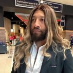 Royce White shows up to Indiana Fever game in blonde wig amid WNBA Draft pursuit