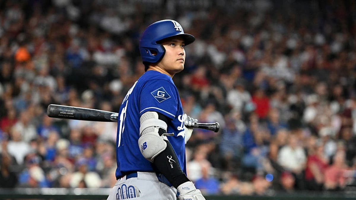 Shohei Ohtani #17 of the Los Angeles Dodgers