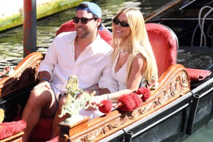 Sydney Sweeney, Scooter Braun pack on PDA during romantic gondola ride in Venice