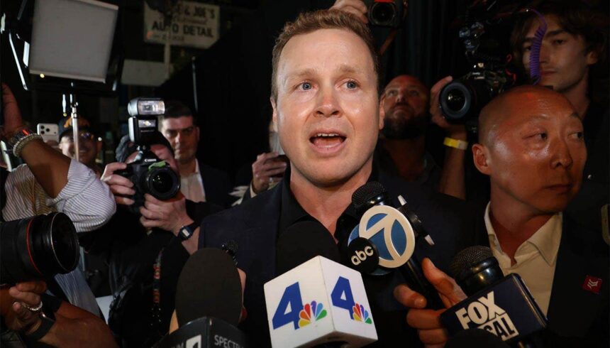 Politician Spencer Pratt calls out actor Ryan Reynolds for condemning 1980s nostalgia