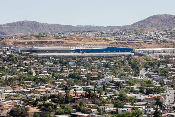 US restricts government travel to Mexican border city over threat concerns