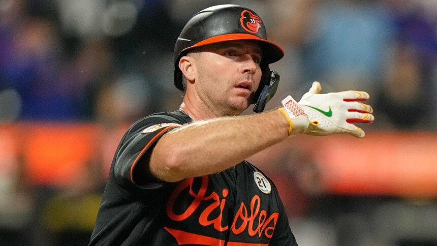 Pete Alonso burns the Mets with game-tying home run as pitcher criticizes fans for giving him curtain call