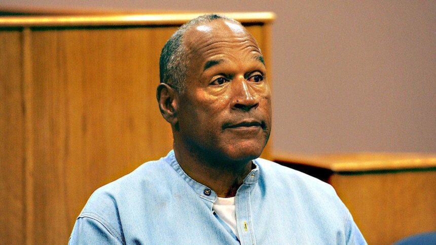 Bills fan protests OJ Simpson walk of fame snub, Melanie Griffith respects summer & Buffalo reveals a new cage