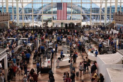 Labor Day travel costs climb as airfare, hotel prices move higher