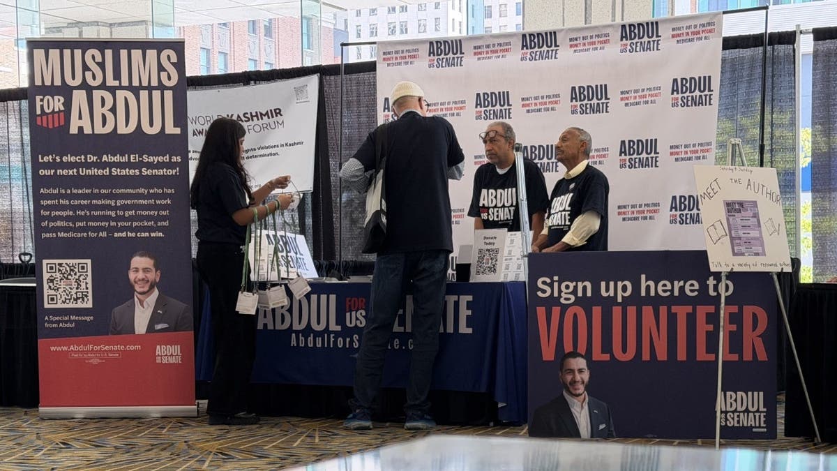 Abdul El-Sayed's campaign running a booth at the Islamic Society of North America's annual conference.