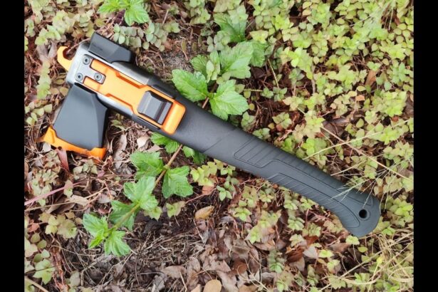 The AM-V3 Mega Multitool Offers 6-In-1 Toughness