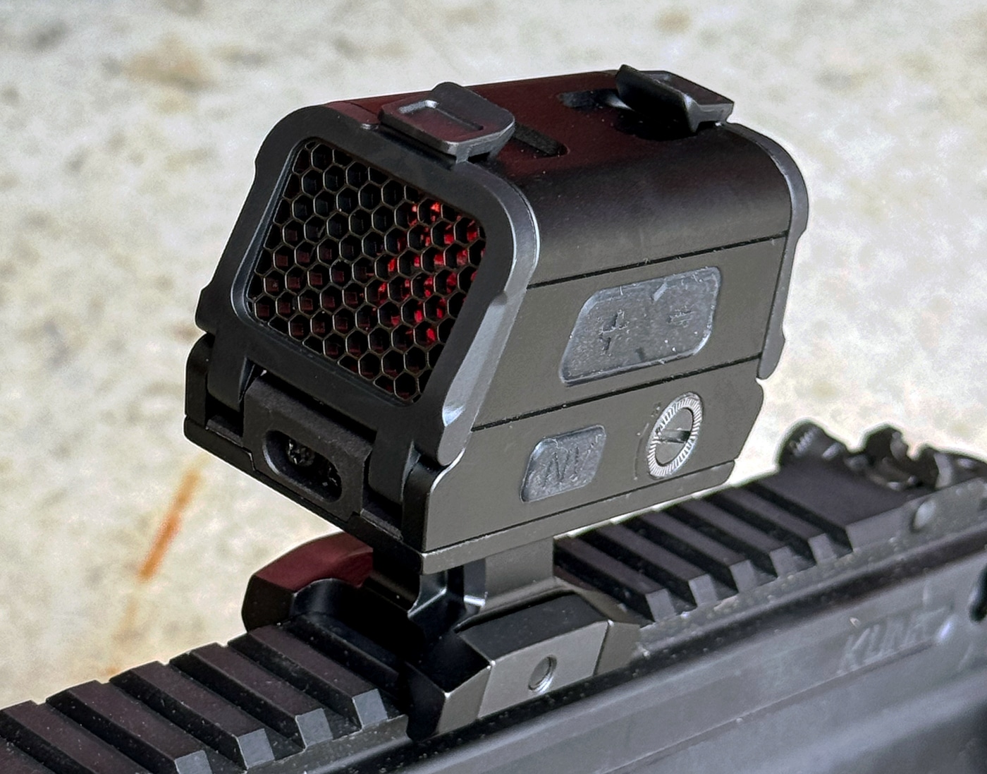 Osight R with front grid cover to reduce glare