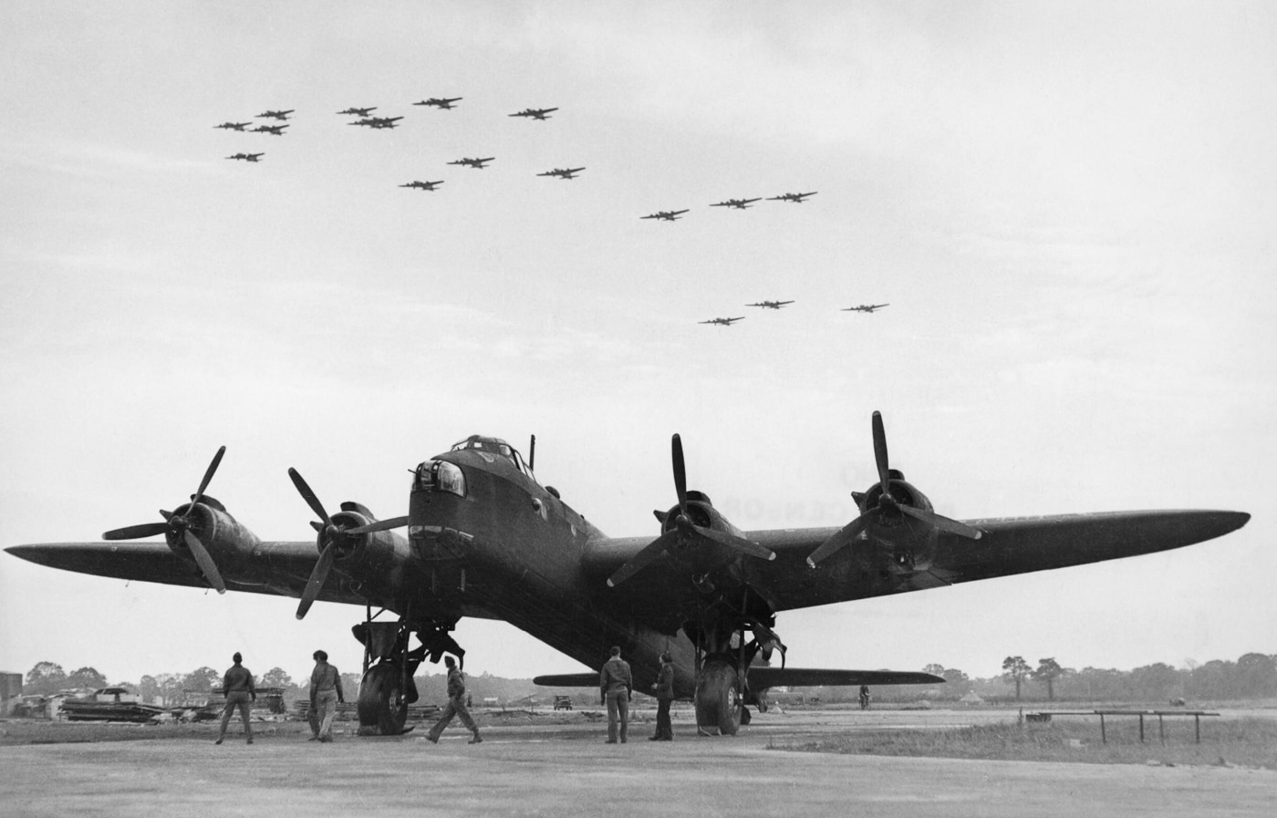 RAF Short Stirling at an American bomber base in 1943