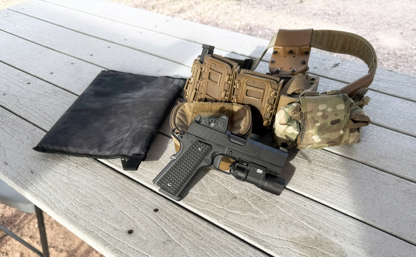 Springfield Armory 1911 Emissary AOS 9x19mm Parabellum with battle belt