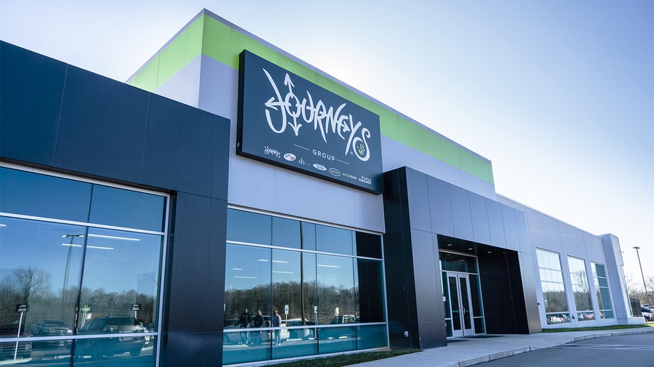 Genesco Inc. Journeys distribution center