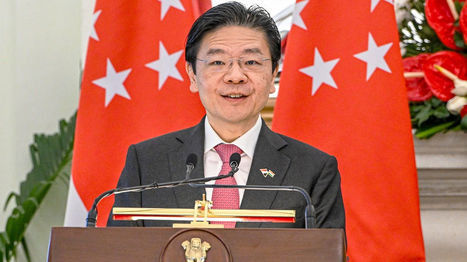 singapore pm lawrence wong