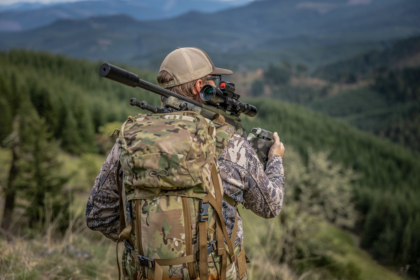 red dot sight mounted on scope does not add much weight or bulk to a hunting rifle