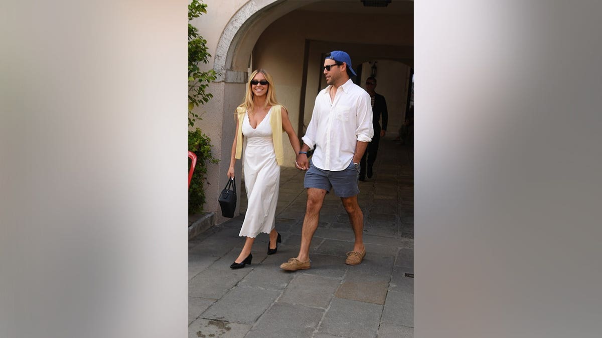 Sydney Sweeney and Scooter Braun walking in Venice, Italy in September 2026.