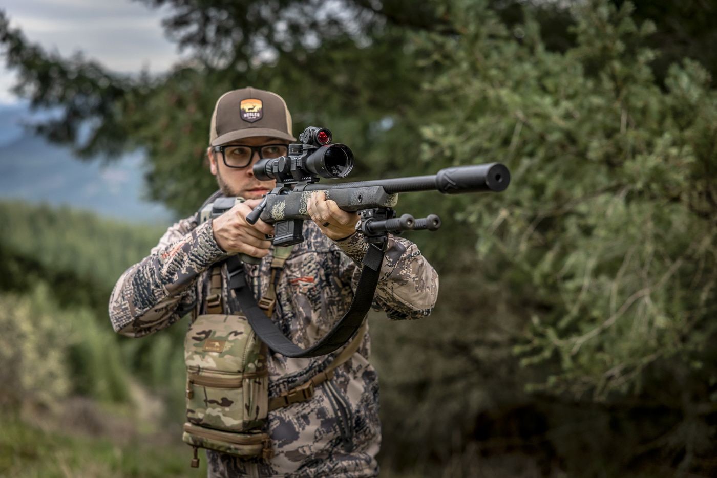 using a red dot sight to quickly find a game animal in the field
