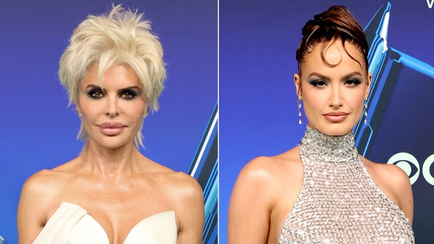VMAs red carpet: Vote on your favorite star looks