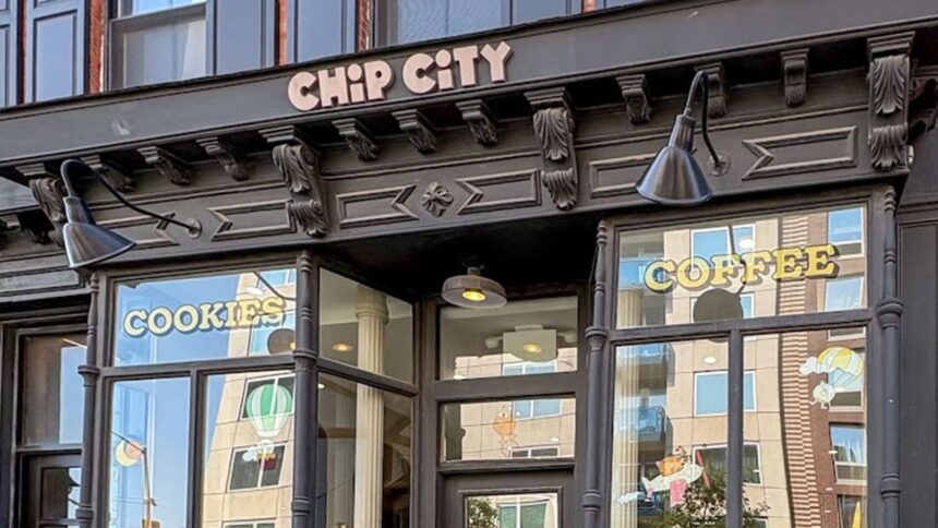 Popular cookie chain abruptly closes all locations after years of rapid expansion