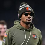 Al Michaels glosses over Deshaun Watson’s two dozen sexual misconduct lawsuits, calls them a ‘thing’